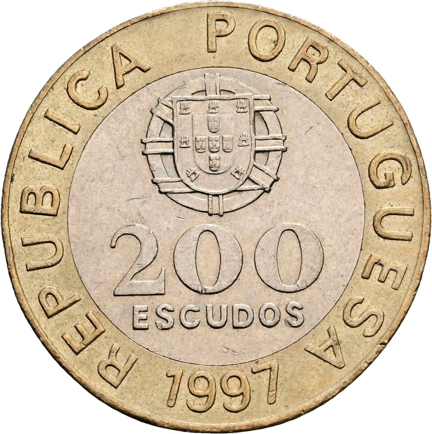 200 Escudos