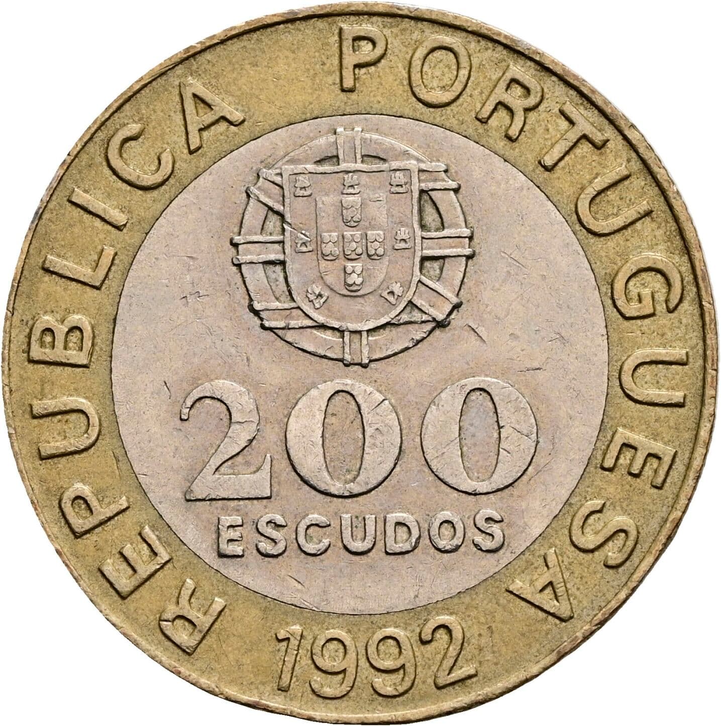 200 Escudos