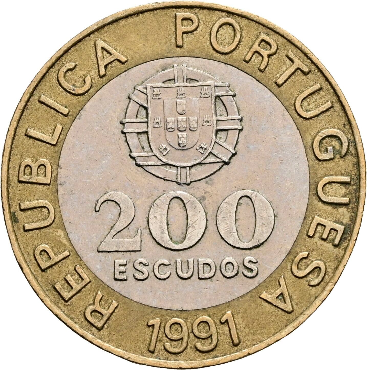 200 Escudos