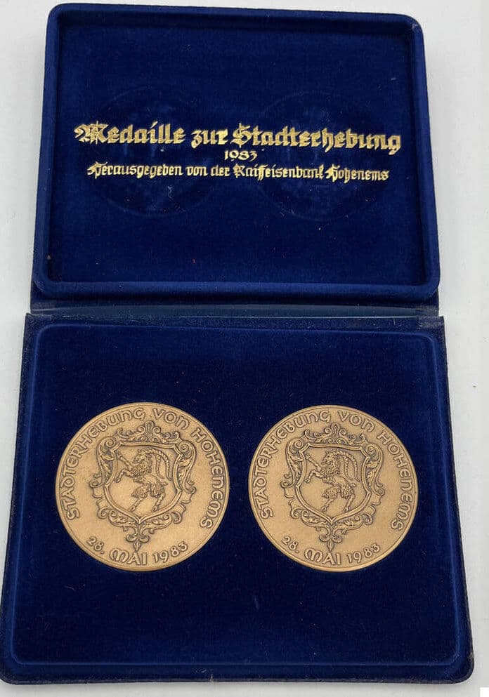 2 Stück Bronzemedaillen