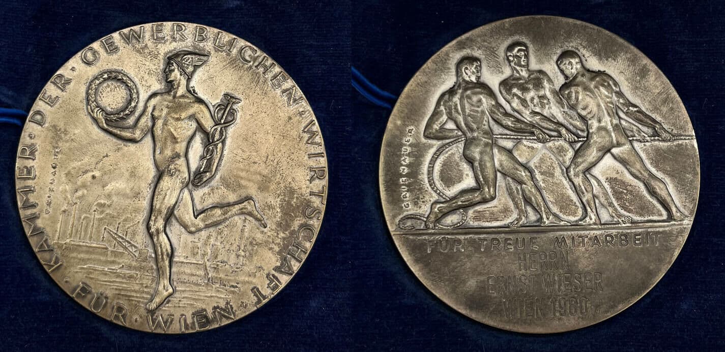 Große versilberte Bronzemedaille