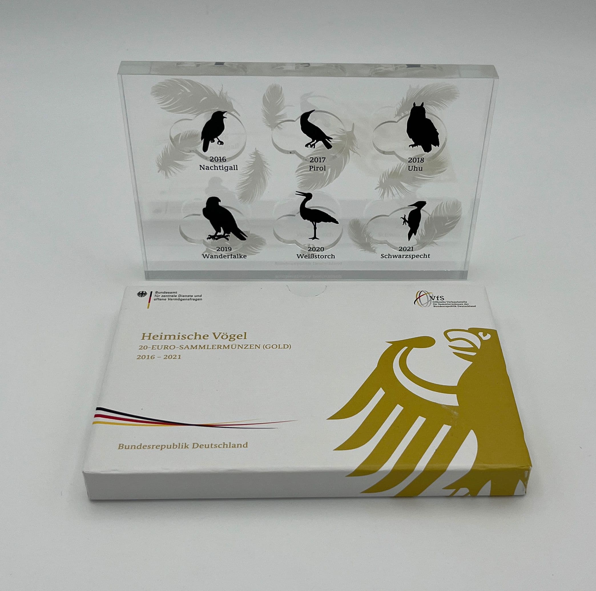 Leerer Acrylblock mit Umverpackung