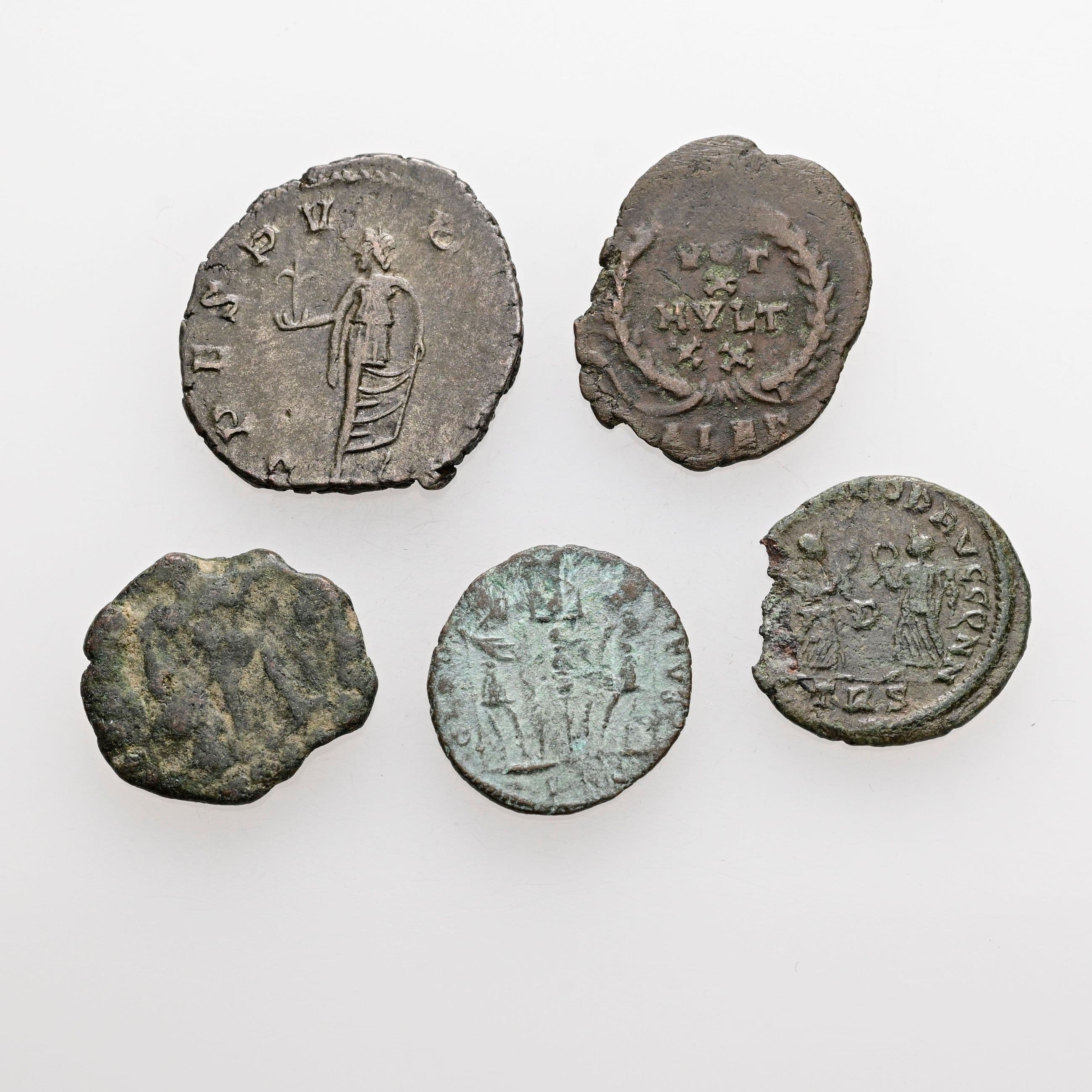 Lot 5 Stück spätrömische Bronzemünzen