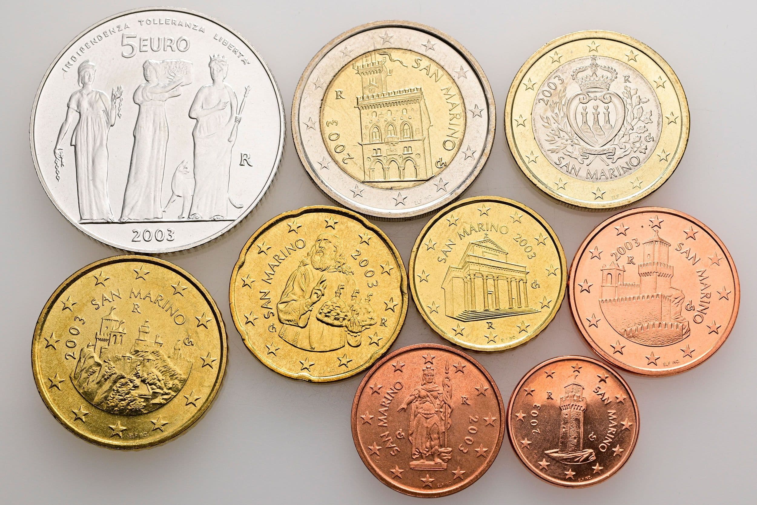 Euro KMS inklusive 5-Euro Silbermünze