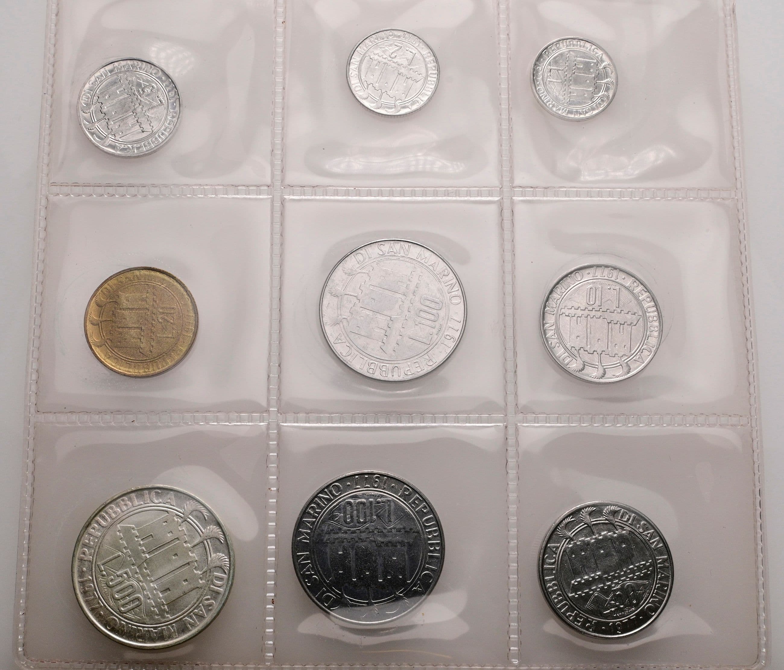 offizieller Kursmünzensatz (1 Lira - 500 Lire) 1977 – Rückseite