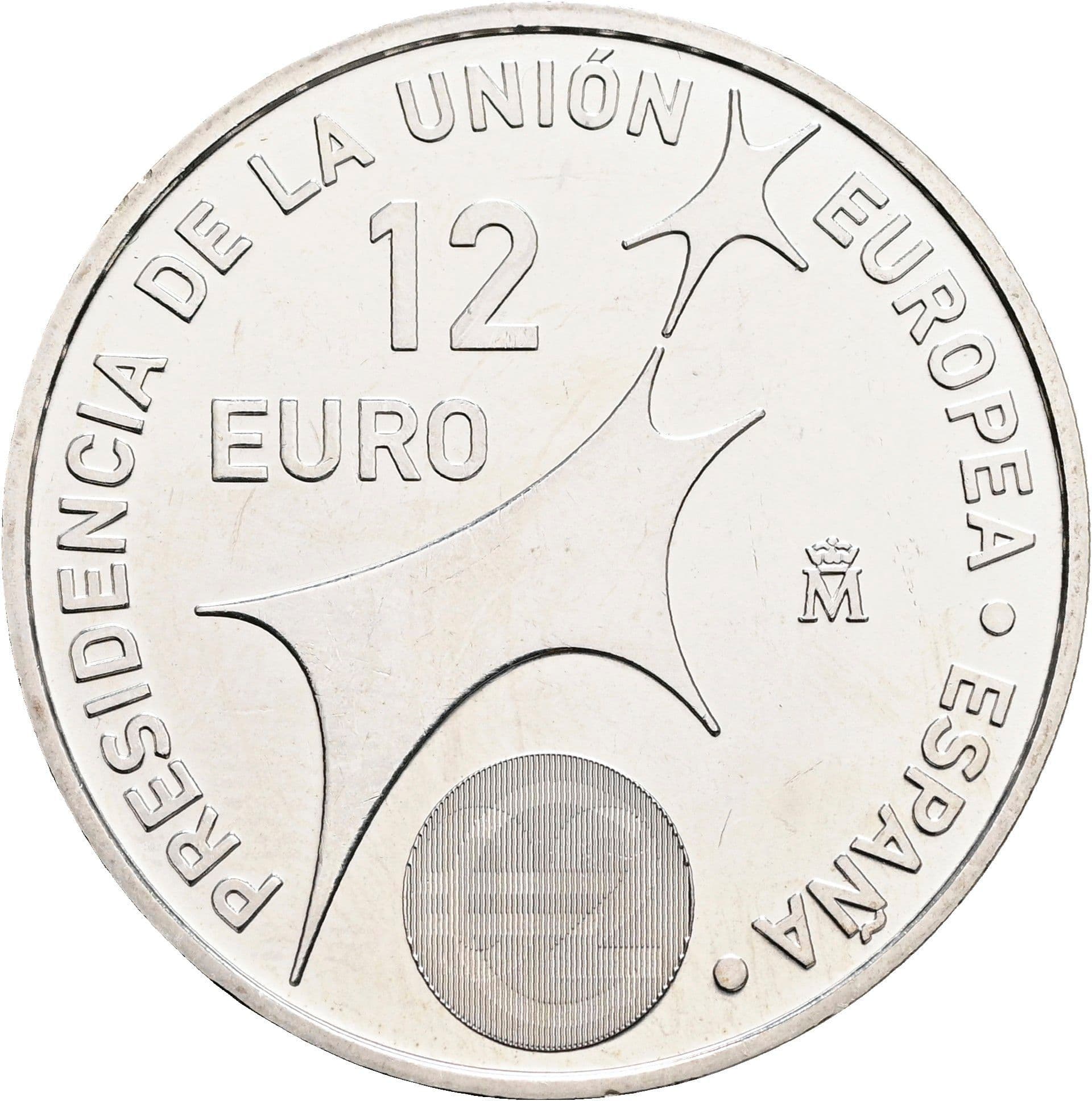 12 Euro