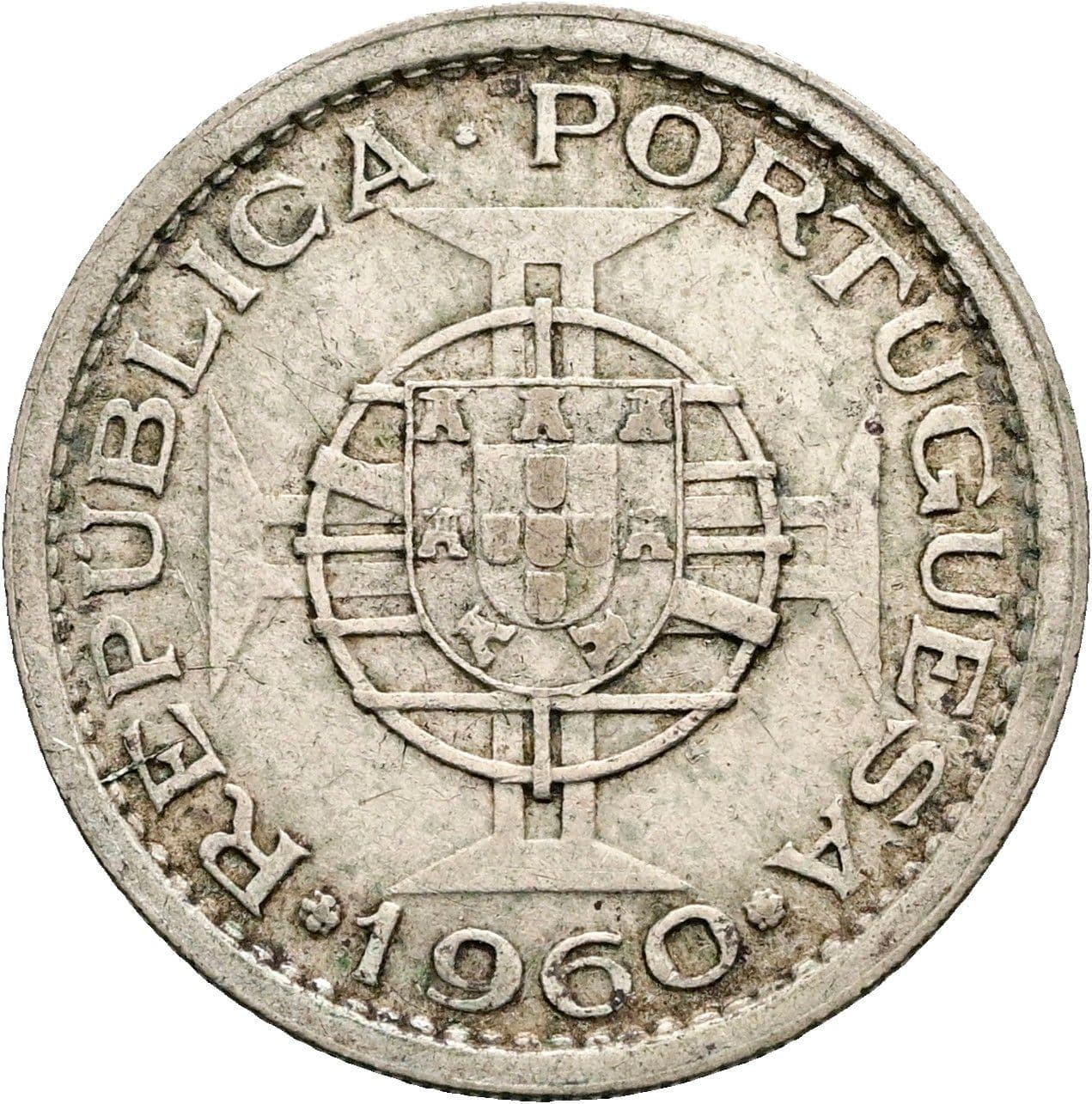 5 Escudos