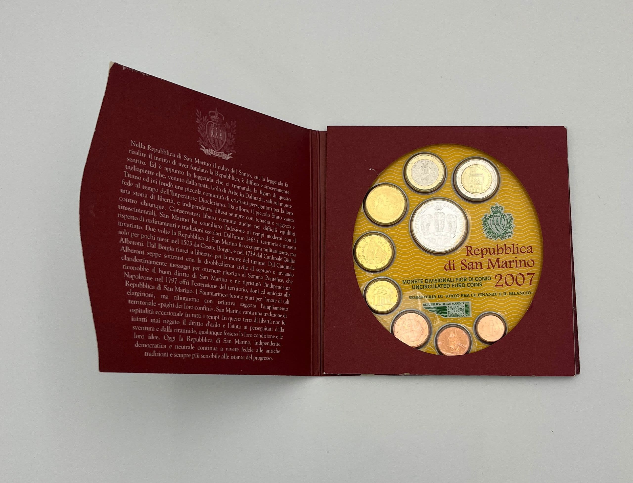 Euro KMS inklusive 5-Euro Silbermünze